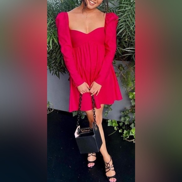 NWOT - Reformation Kenzi Dress in Rhubarb - Size 2 - Picture 5 of 6